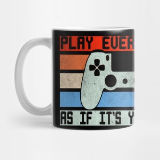 Retro Vintage Play Every Game As If It's Your Last Gaming Controller Illustration Mug